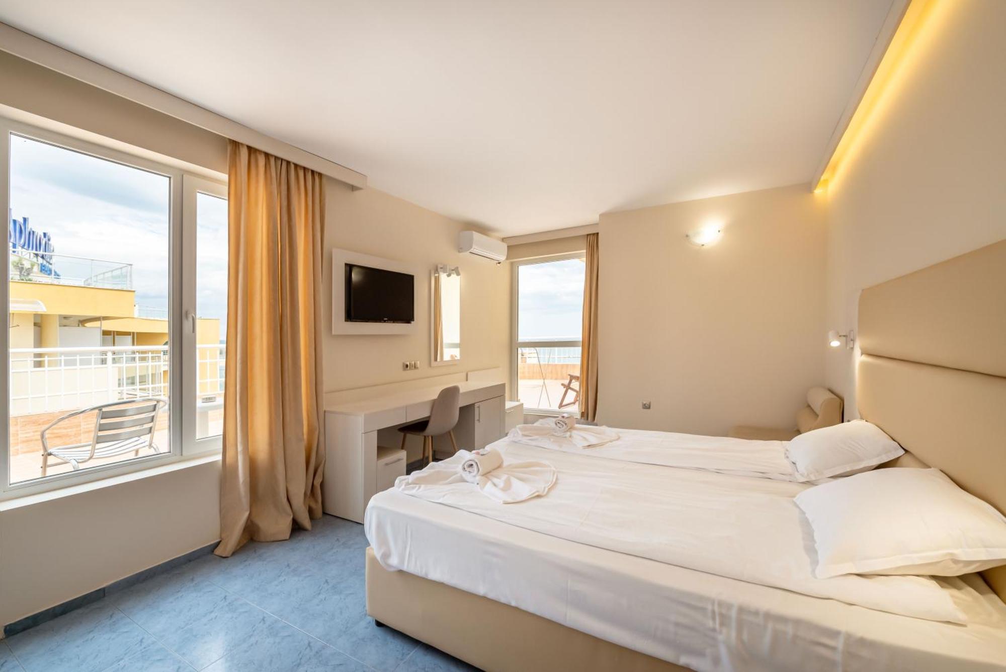 Perla Apartments First Line Несебр Экстерьер фото